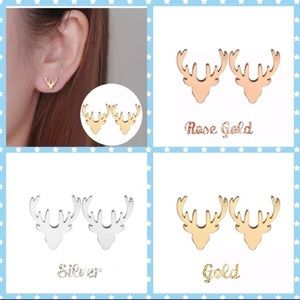 āļøSILVER, GOLD OR ROSE GOLD REINDEER STUD EARRINGSā